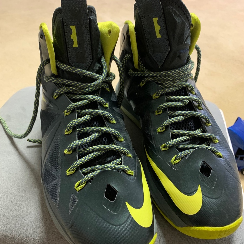 Nike LBJ 2012 Flywire Basketball Shoes